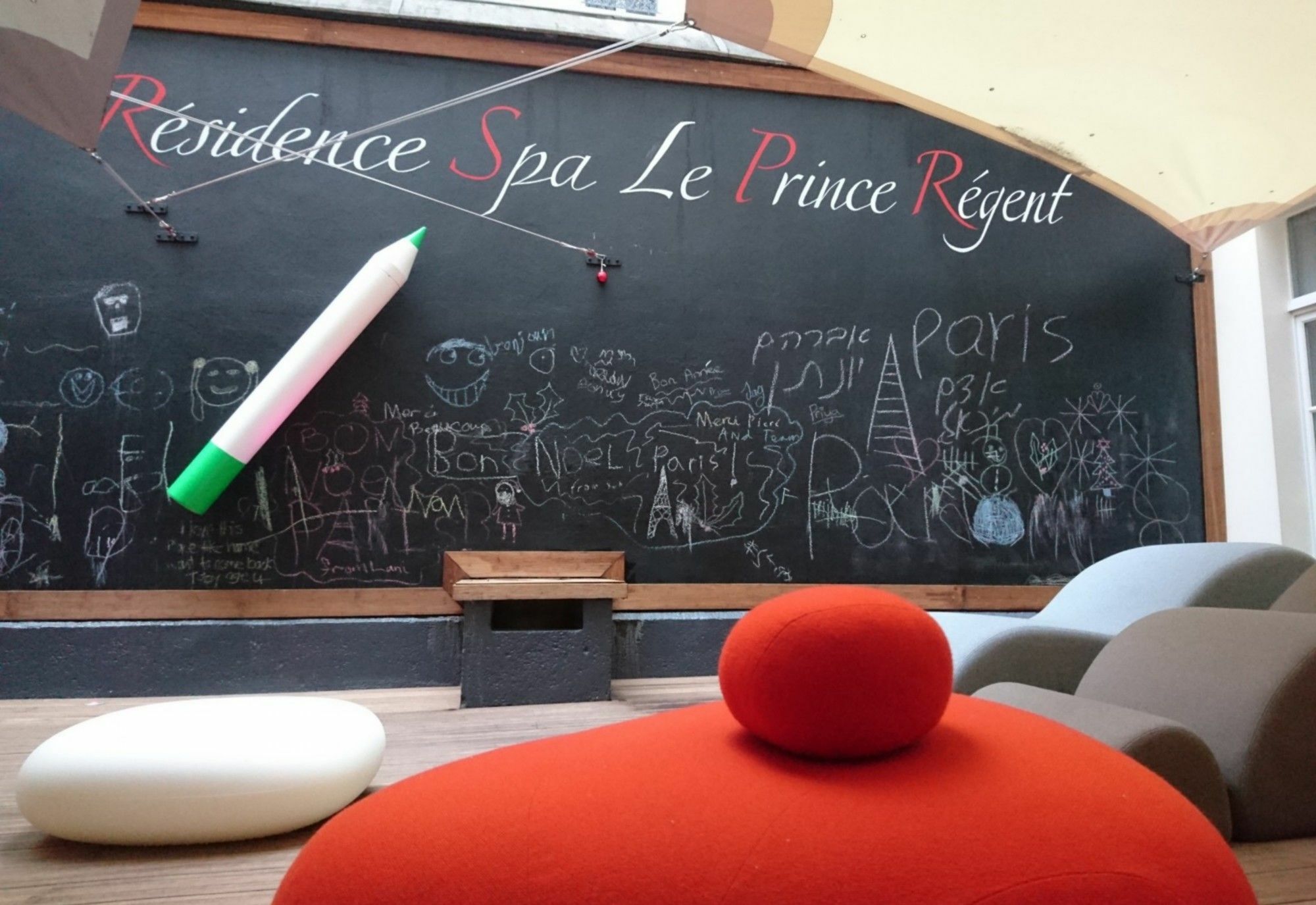 Aparthotel & Le Regent Parijs
